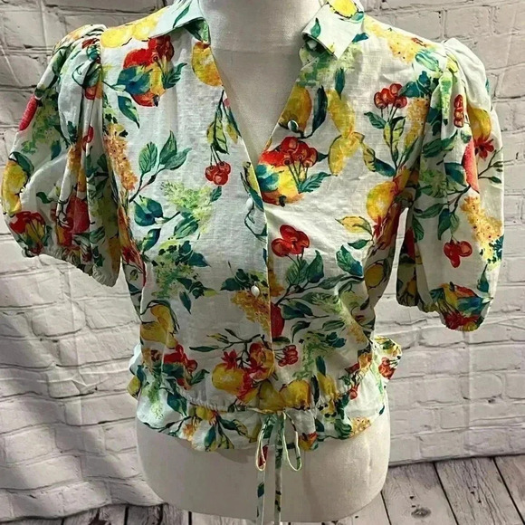 NWT LC Lauren Conrad Button-Up Floral Puff Sleeve Top size small - Picture 2 of 8